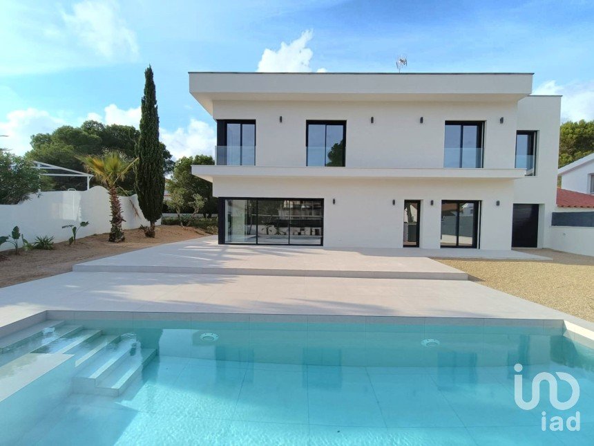 House 5 bedrooms of 190 m² in L'Ametlla de Mar (43860)