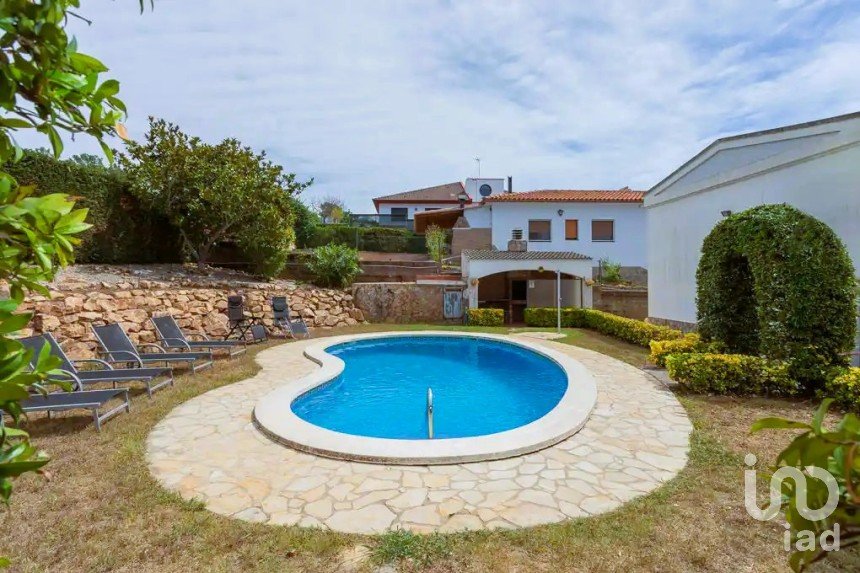 House 4 bedrooms of 242 m² in Maçanet de la Selva (17412)