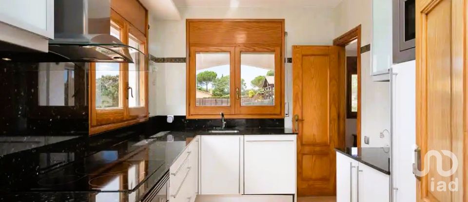 House 4 bedrooms of 242 m² in Maçanet de la Selva (17412)