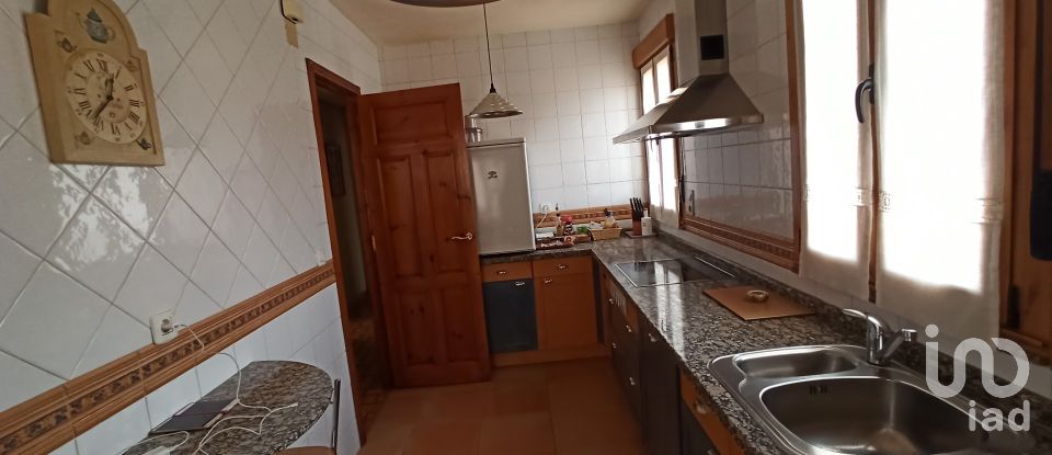 Pis 4 habitacions de 165 m² a León (24003)