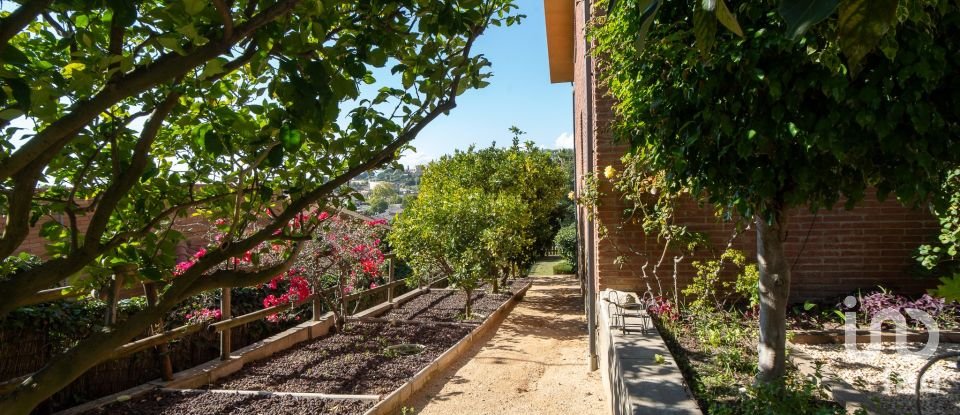 Casa 7 habitaciones de 531 m² en Sant Vicenç de Montalt (08394)