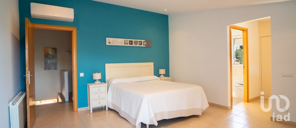 Lodge 7 bedrooms of 531 m² in Sant Vicenç de Montalt (08394)