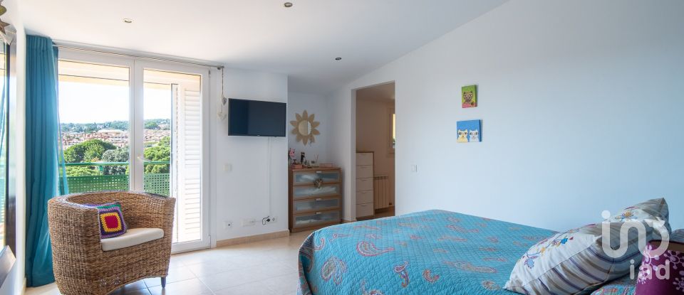 Casa 7 habitacions de 531 m² a Sant Vicenç de Montalt (08394)