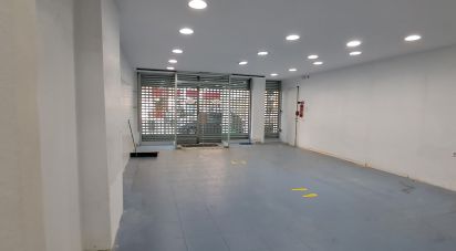 Shop / premises commercial of 340 m² in Barcelona (08025)