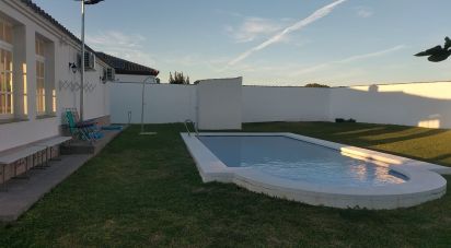 Casa 3 habitacions de 174 m² a Pinar de Los Franceses (11138)