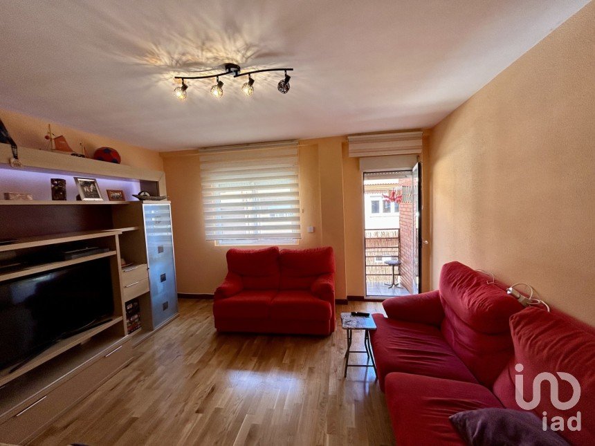 Pis 2 habitacions de 61 m² a Navatejera (24193)