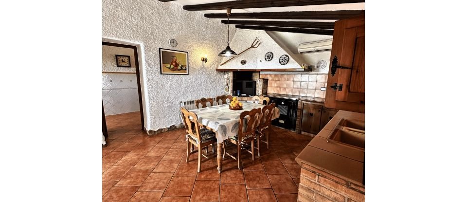 Country house 4 bedrooms of 468 m² in L'Ampolla (43895)