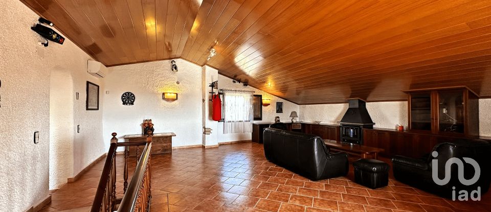 Country house 4 bedrooms of 468 m² in L'Ampolla (43895)