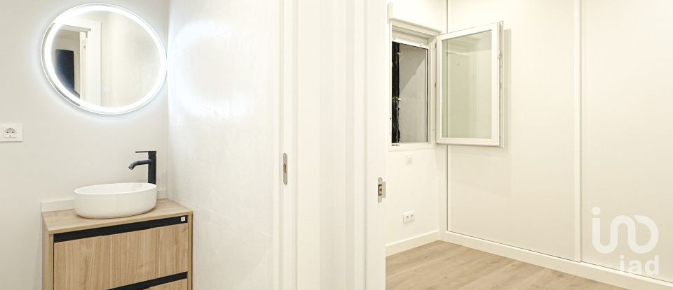 Apartment 2 bedrooms of 67 m² in Madrid (28002)