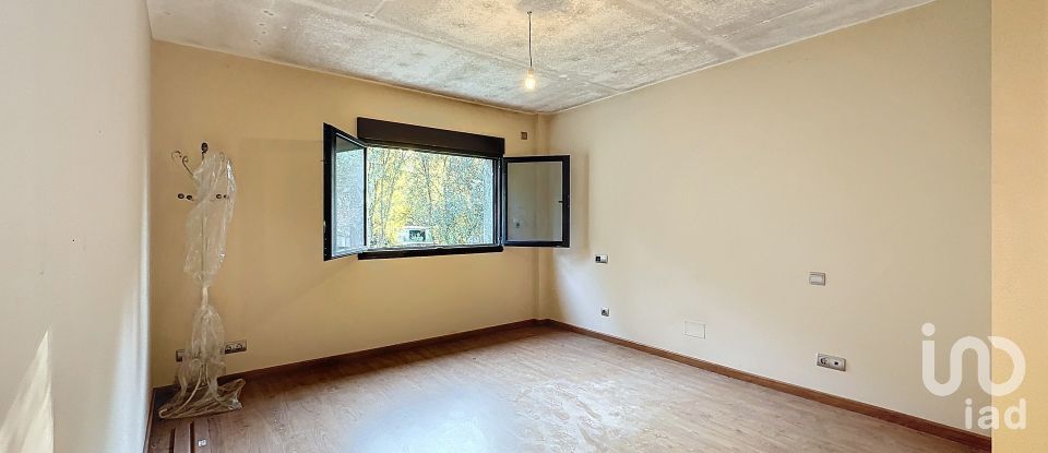 Châlet 4 chambres de 541 m² à Abanqueiro (15938)