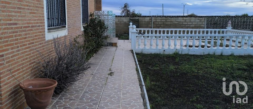 Casa 4 habitacions de 169 m² a Villamañán (24234)