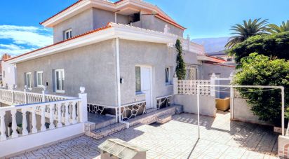 House 11 bedrooms of 531 m² in Puerto de la Cruz (38400)