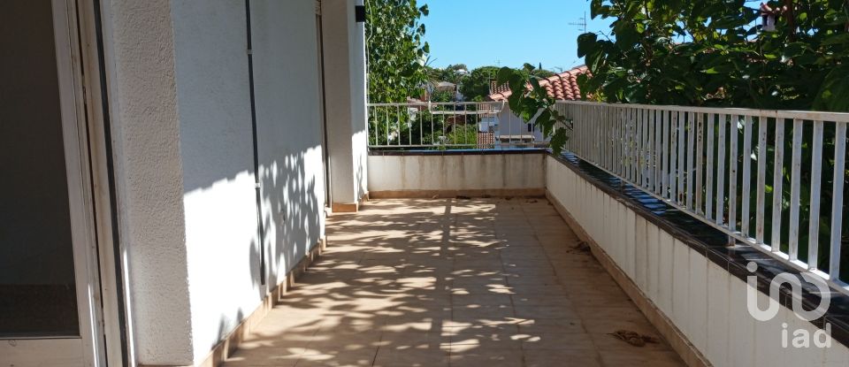 House 4 bedrooms of 213 m² in Calafell (43820)