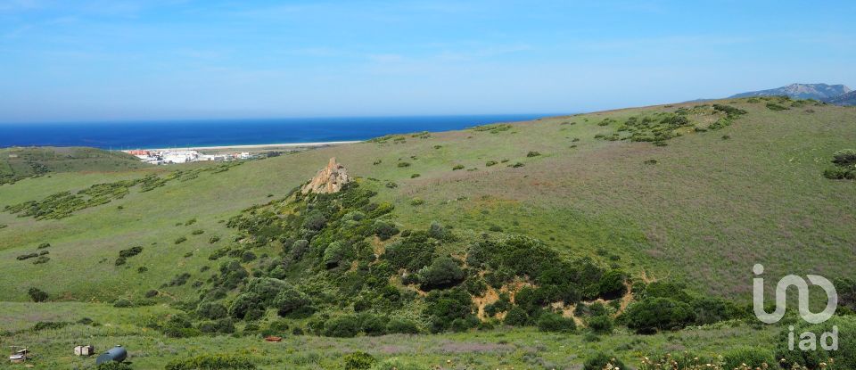 Terrain de 102 600 m² à Tarifa (11380)