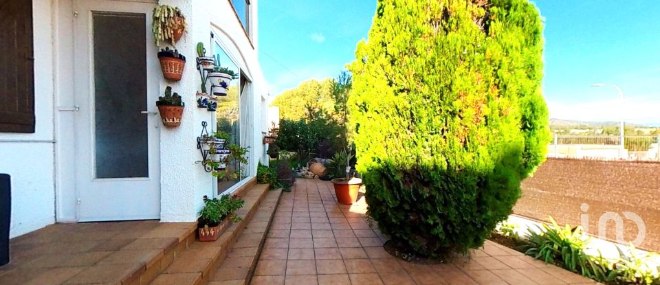 House 4 bedrooms of 166 m² in El Vendrell (43700)