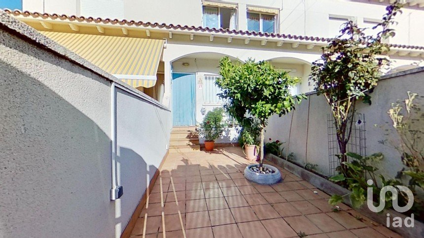 House 2 bedrooms of 63 m² in Els Masos de Coma-Ruga (43880)