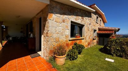 Cottage 3 bedrooms of 172 m² in Balea (36988)