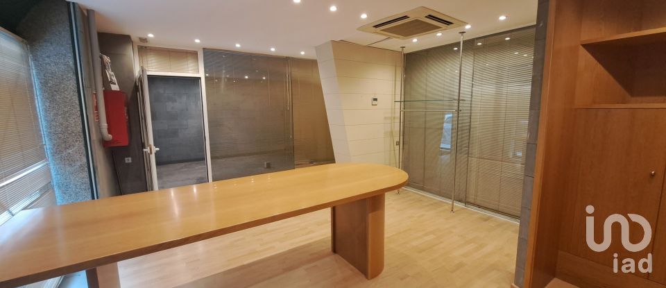 Shop / premises commercial of 487 m² in Barcelona (08029)