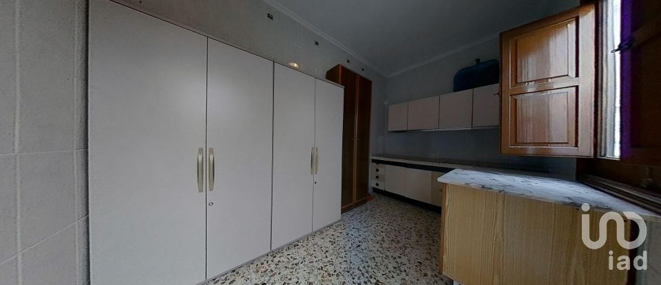 House 4 bedrooms of 190 m² in Partida Valverde (03139)