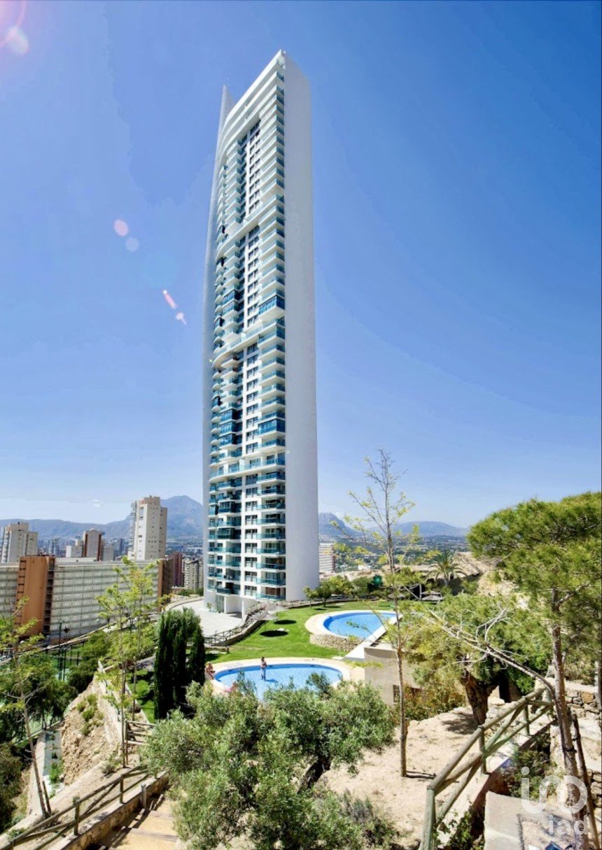 Piso 2 habitaciones de 112 m² en Benidorm (03503)