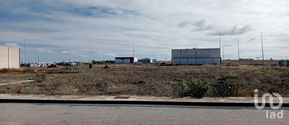 Terreno de 381 m² en Cañada Rosal (41439)