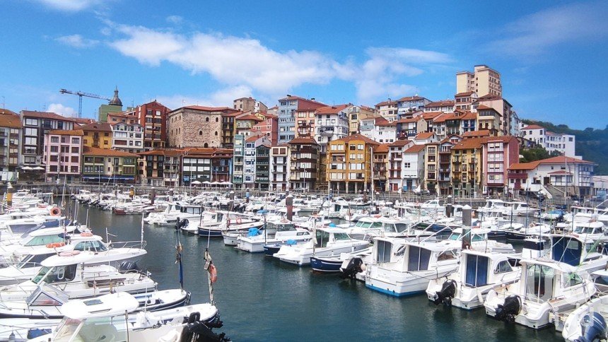 Apartment 2 bedrooms of 60 m² in Bermeo (48370)