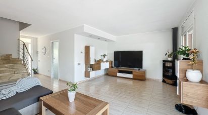 Casa 4 habitacions de 221 m² a Vilanova del Vallès (08410)