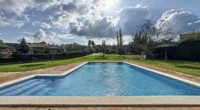 Casa 4 habitaciones de 221 m² en Vilanova del Vallès (08410)