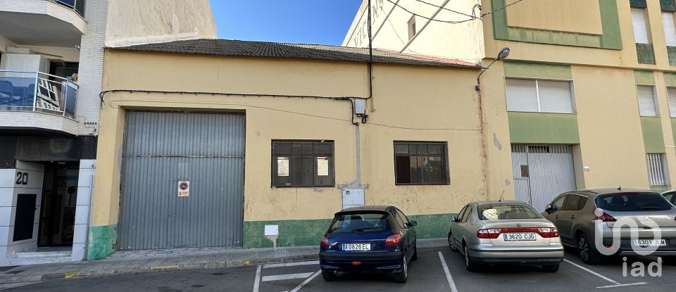 Tienda / local comercial de 2.505 m² en Pego (03780)