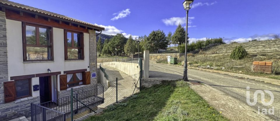 House 3 bedrooms of 180 m² in La Virgen de la Vega (44431)