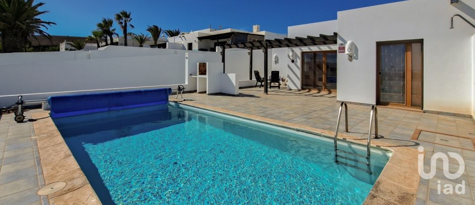 House 3 bedrooms of 139 m² in Playa Blanca (35580)