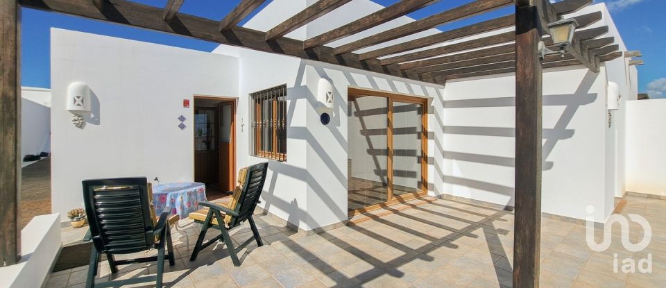 House 3 bedrooms of 139 m² in Playa Blanca (35580)