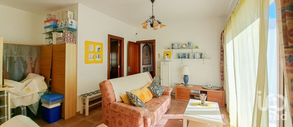 House 3 bedrooms of 139 m² in Playa Blanca (35580)