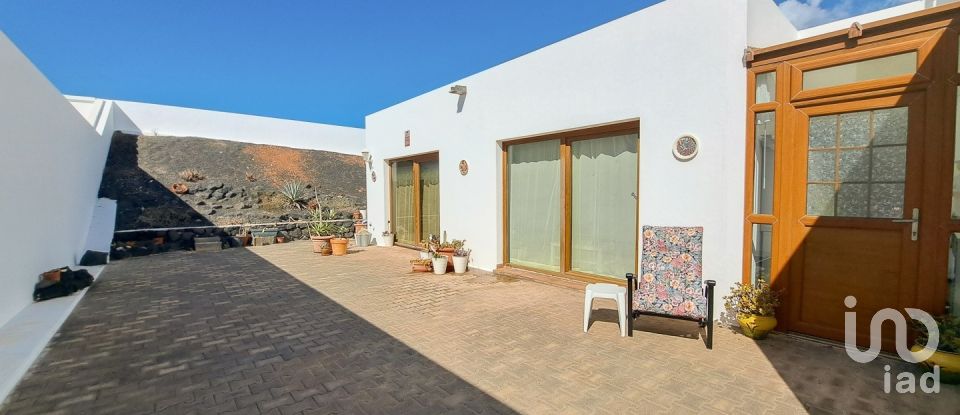 House 3 bedrooms of 139 m² in Playa Blanca (35580)