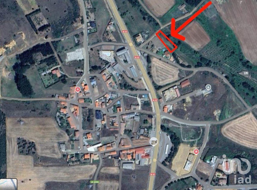 Land of 1,086 m² in Celada (24395)