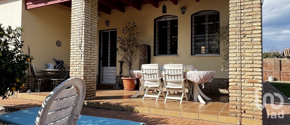 Cottage 4 bedrooms of 162 m² in Palomares del Río (41928)