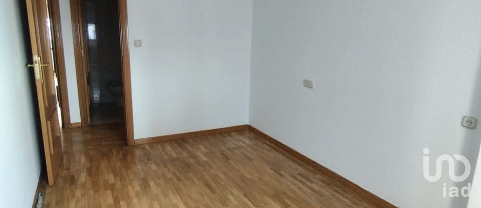 Apartment 3 bedrooms of 99 m² in León (24008)