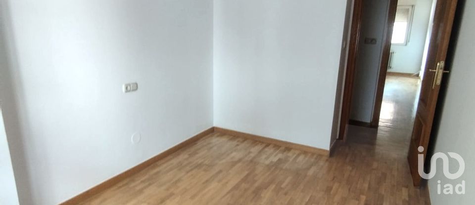 Apartment 3 bedrooms of 99 m² in León (24008)