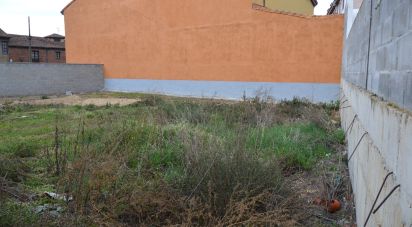 Terreno de 315 m² en Villaobispo de Las Regueras (24195)