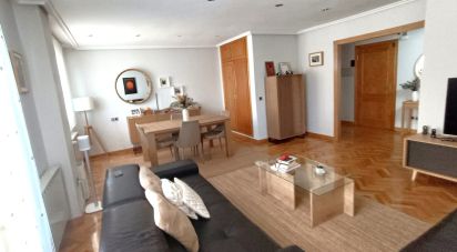 Apartment 2 bedrooms of 100 m² in Trobajo del Camino (24010)