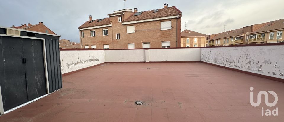 Apartment 3 bedrooms of 75 m² in Trobajo del Camino (24010)