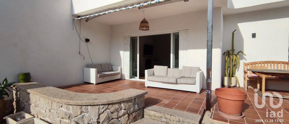 Casa 4 habitacions de 174 m² a Benicasim (12560)