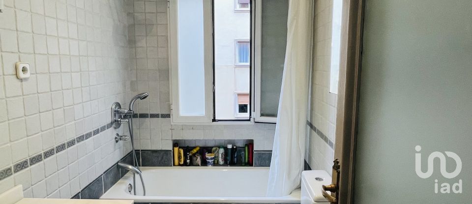 Pis 3 habitacions de 109 m² a Madrid (28028)