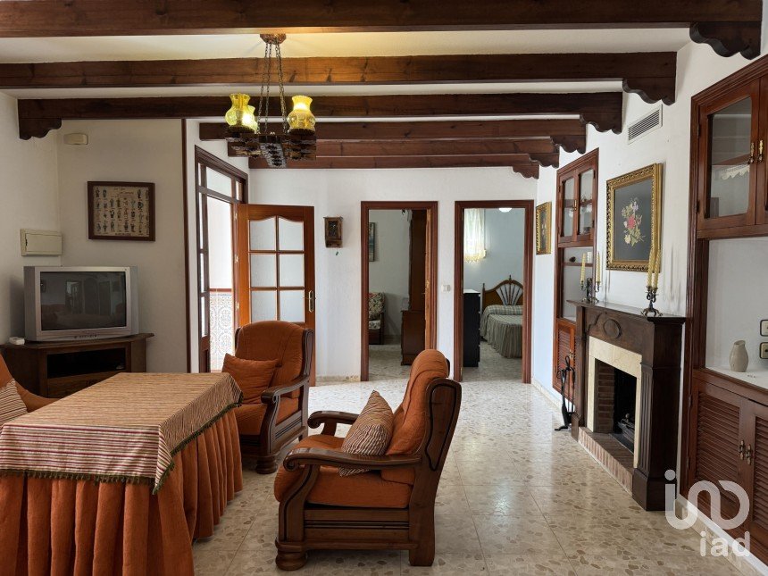 Lodge 5 bedrooms of 196 m² in Alcalá de los Gazules (11180)