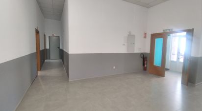 Botiga / Local comercial de 254 m² a León (24007)