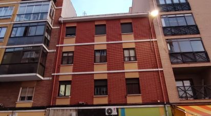 Apartment 3 bedrooms of 67 m² in León (24010)