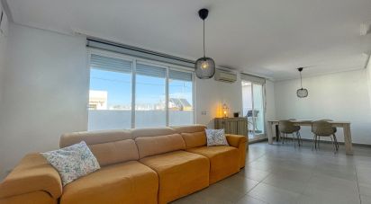 Apartment 2 bedrooms of 100 m² in Calp (03710)