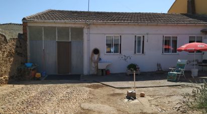 House 4 bedrooms of 127 m² in Valdesandinas (24763)