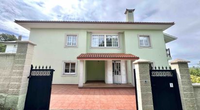 House 2 bedrooms of 226 m² in Valdoviño (15552)