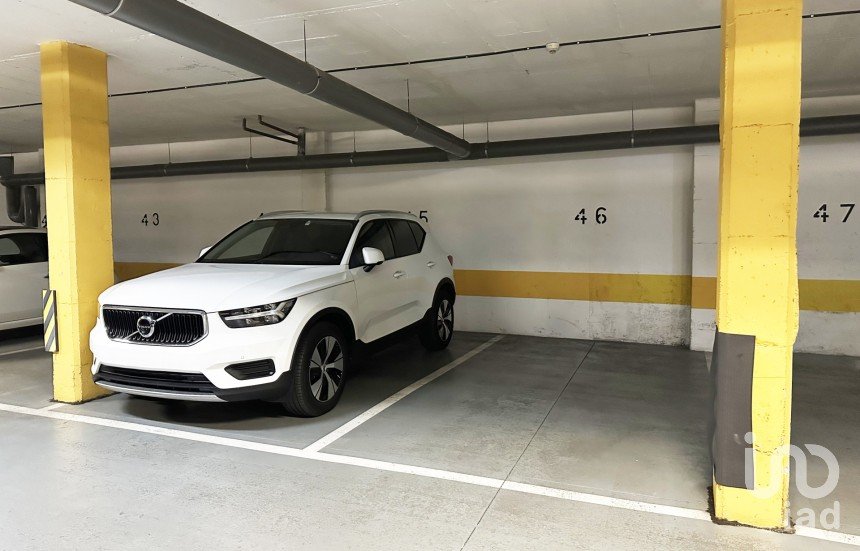 Parking of 12 m² in Barcelona (08027)